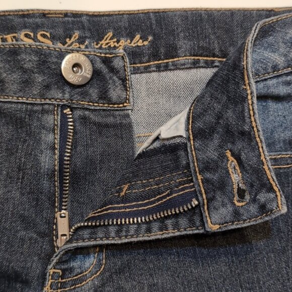 3/$20 Guess Denim Shorts Cuffed Raw Hem Sequin Monogram Logo Faded Jeans - Picture 5 of 9